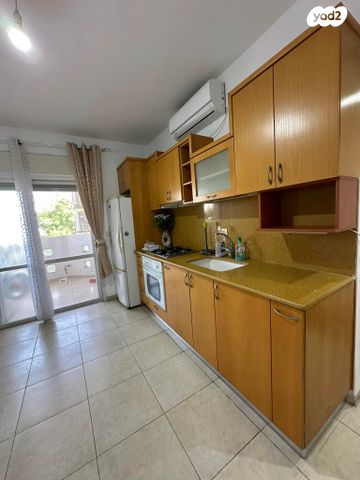 דירת גן, הרצל 135, עין שרה, נהריה