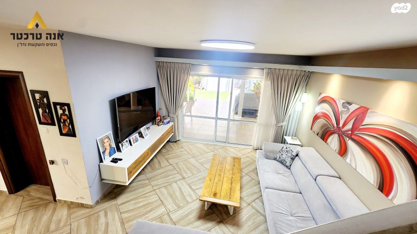 דו משפחתי, השושנים, הפרסה, כרמיאל