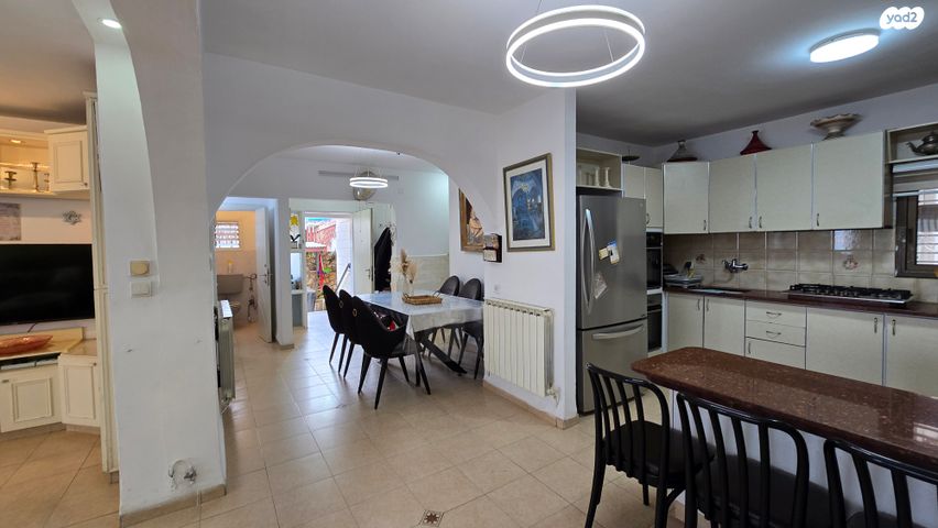 דירת גן, בן גוריון כנען, צפת