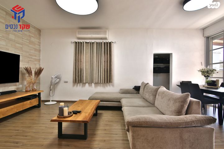 דו משפחתי, קרית ים