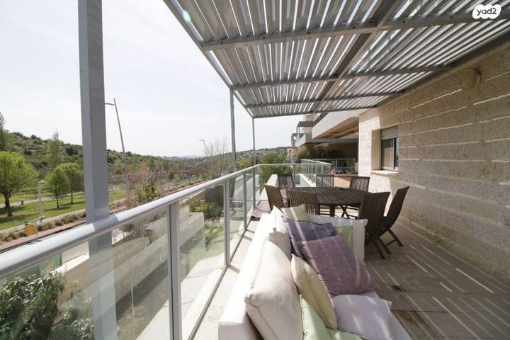 דירה, לאה אמנו, מוריה, מודיעין מכבים רעות