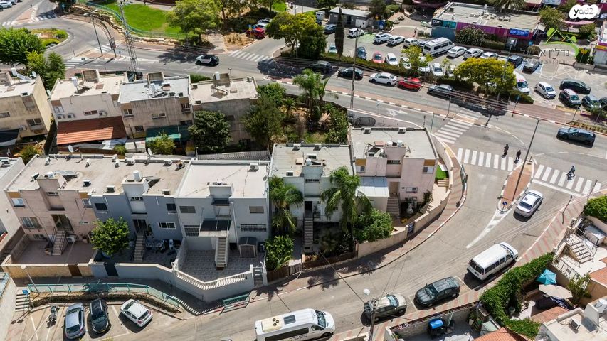 בית פרטי/ קוטג', השיקמה, רובע ב', אריאל