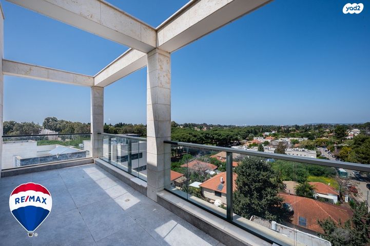 גג/ פנטהאוז, דרך הבנים, מרכז פרדס חנה, פרדס חנה כרכור