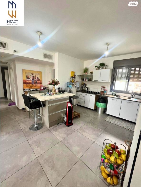 גג/ פנטהאוז, שוהם, אבני חן, חריש