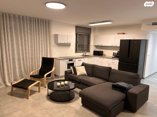 דירה, הציפורים, מודיעין מכבים רעות