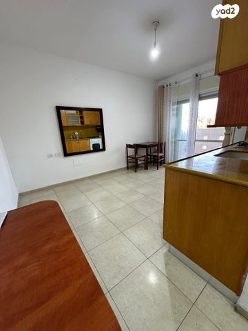 דירת גן, הרצל 135, עין שרה, נהריה