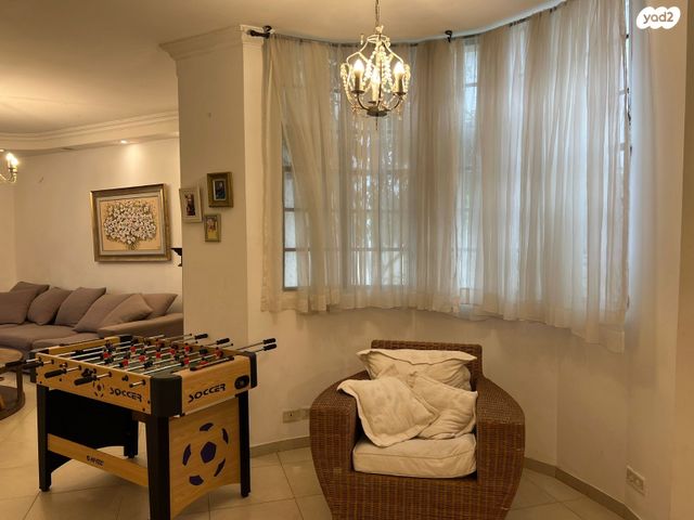 בית פרטי/ קוטג', יוסף ברודסקי 3, קרית חתני פרס נובל, ראשון לציון