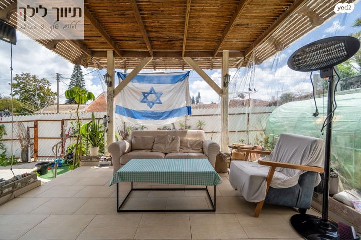 דו משפחתי, מורשה, רמת השרון