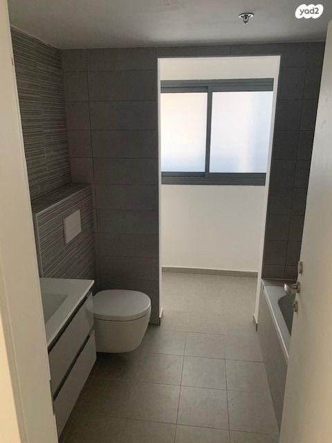 דירה, יצחק שמיר, רמת הדר, גבעת שמואל