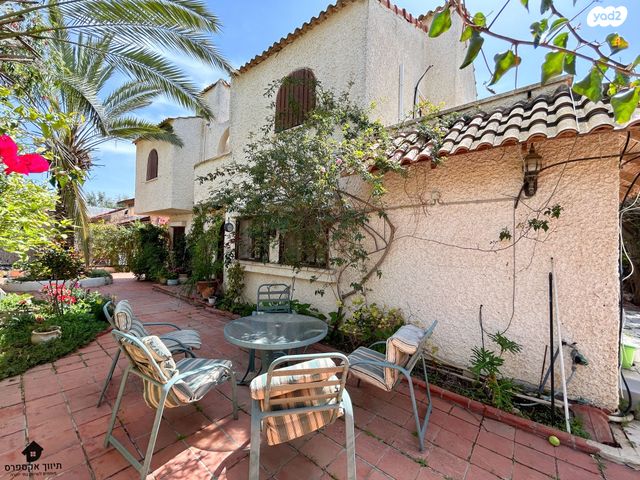 בית פרטי/ קוטג', עומר