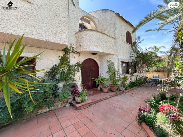 בית פרטי/ קוטג', עומר