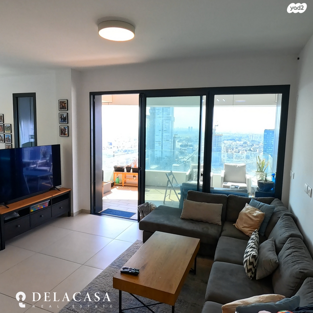 דירה, ישראל טל 5, מונטיפיורי, הרכבת, תל אביב יפו