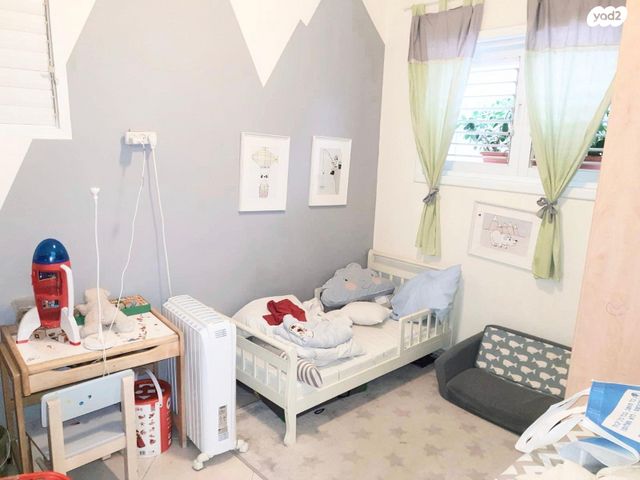 דירה, אחדות העבודה, בורוכוב, גבעתיים