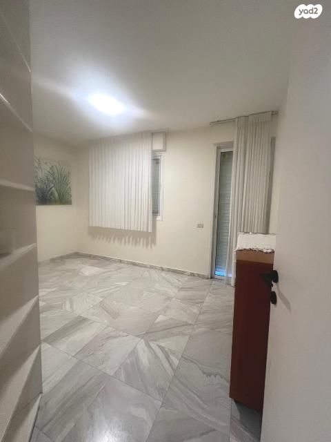 גג/ פנטהאוז, כינרת, רובע י"א, אשדוד