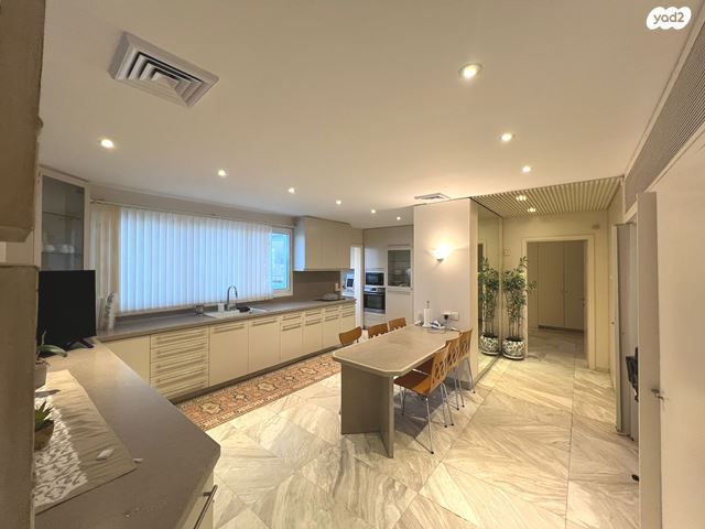 גג/ פנטהאוז, כינרת, רובע י"א, אשדוד