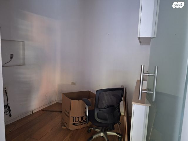 חנויות/ שטח מסחרי, הברזל, עתידים, אזור התעסוקה רמת החייל, תל אביב יפו