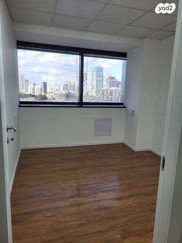 משרדים, דרך מנחם בגין 46, תל אביב יפו