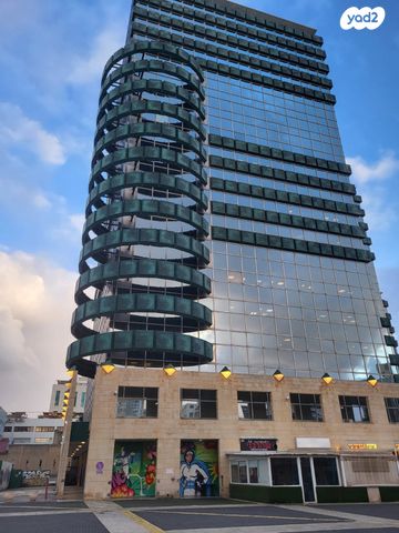 משרדים, דרך מנחם בגין 46, תל אביב יפו