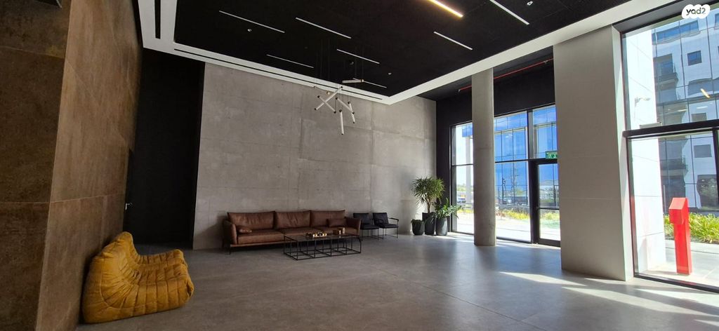 משרדים, אילן רמון, שאר העיר, נס ציונה