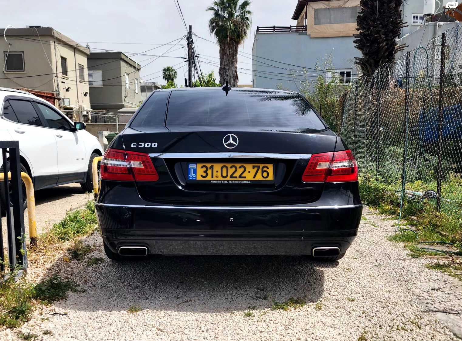 מודעת רכב מרצדס-בנץ E-class