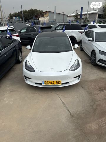 טסלה מודל 3