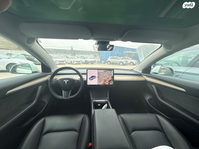 טסלה מודל 3
