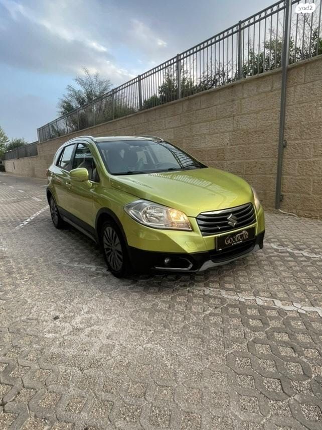 מודעת רכב סוזוקי קרוסאובר