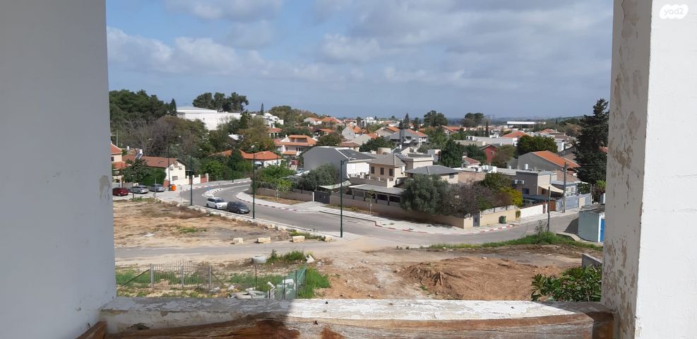 קק"ל 13