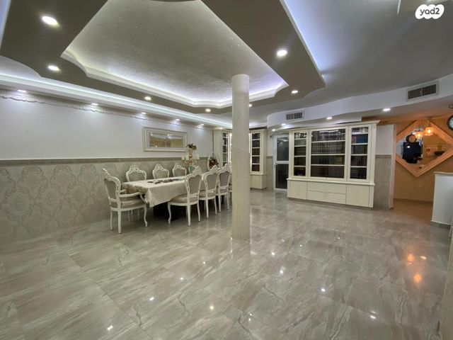 דירת גן, הרבי מזוועהיל 29, הדקל, ביתר עילית