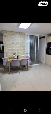 דירה, מעפילי אגוז 24, נווה חן, תל אביב יפו