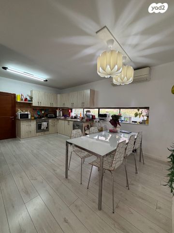 בית פרטי/ קוטג', אגמון, נווה אילן - צבאי, יבנה