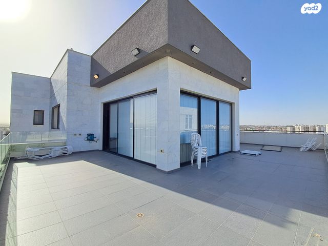 גג/ פנטהאוז, הרב אבא אבוחצירה, שדרות