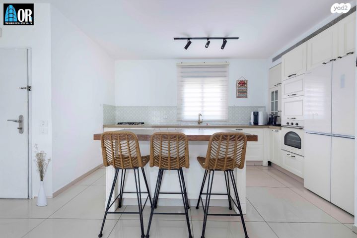 דירה, יוסי בנאי, קרית האמנים, מצליח, רמלה