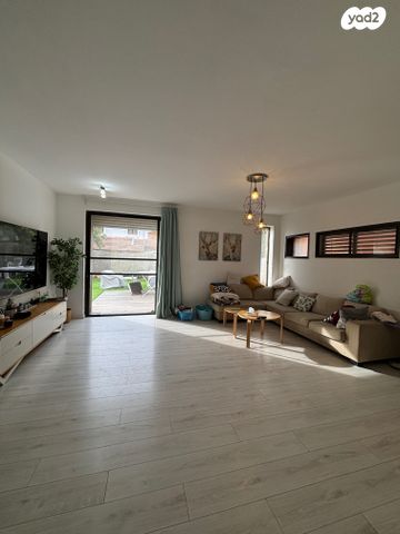 בית פרטי/ קוטג', אגמון, נווה אילן - צבאי, יבנה