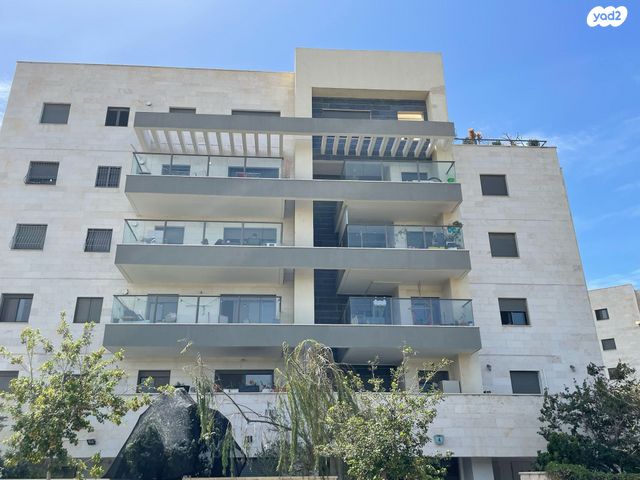 דירה, שקד 4, החורש, חריש