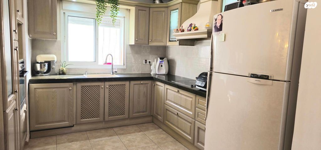 גג/ פנטהאוז, משה בילינסון 6, קרית חיים מזרחית, חיפה