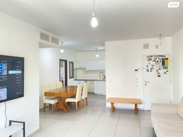 דירה, שקד 4, החורש, חריש