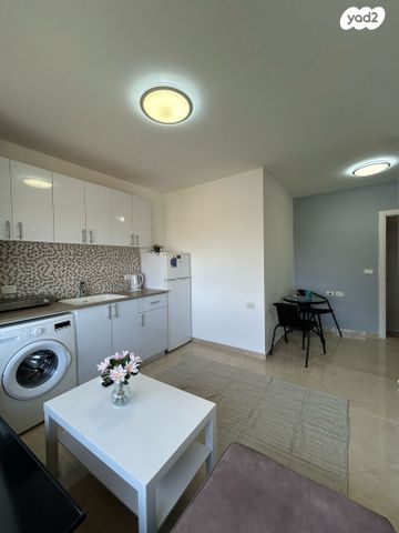 דירה, דרך יד לבנים, תל עמל, חיפה