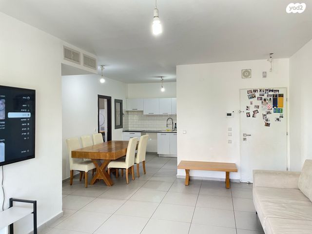 דירה, שקד 4, החורש, חריש