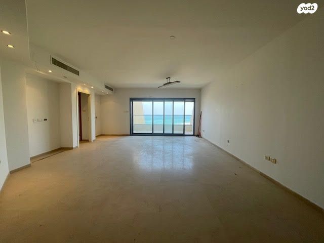 דירה, הרצל רוזנבלום, גלילות, תל אביב יפו