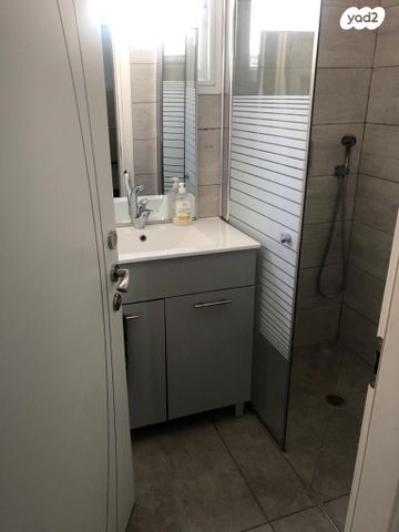 דירה, שדרות בנימין, מרכז העיר דרום, נתניה