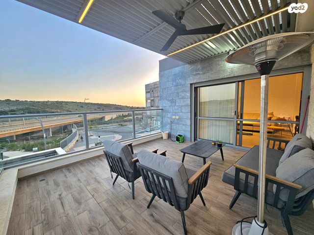 דירת גן, נופים, מודיעין מכבים רעות