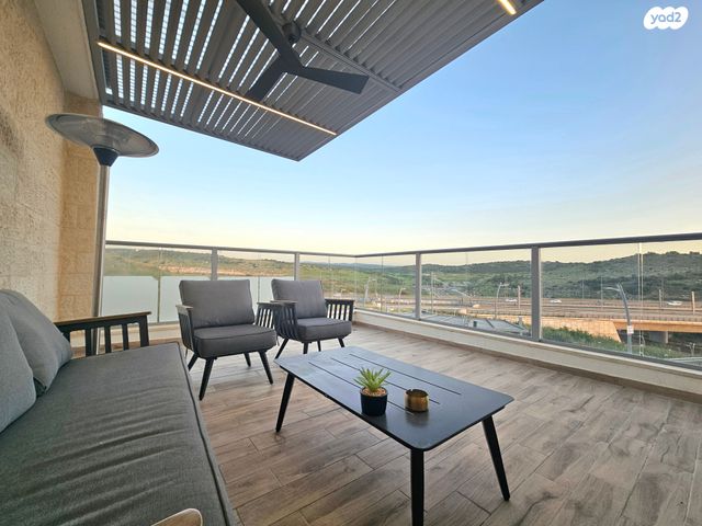 דירת גן, נופים, מודיעין מכבים רעות