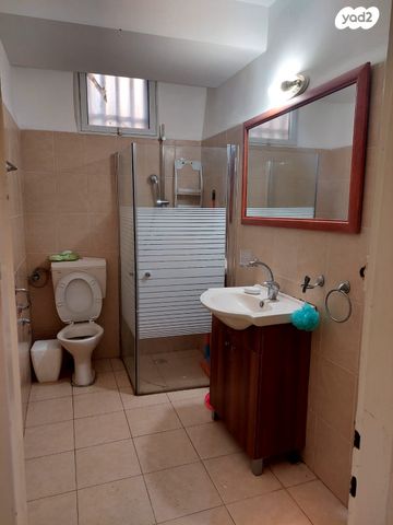 דירה, יצחק שדה, המושבה הגרמנית, חיפה