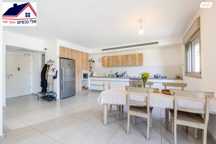 בית פרטי/ קוטג', גפן 65, החורש, חריש