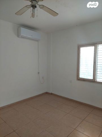 דירה, יצחק שדה, המושבה הגרמנית, חיפה