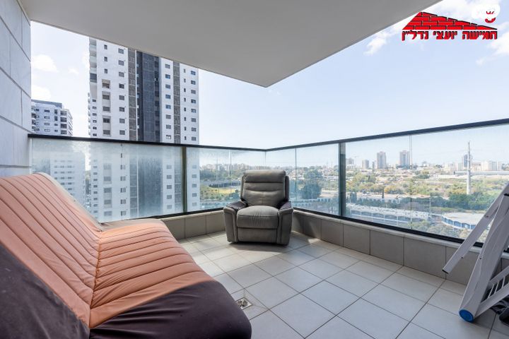 דירה, שולמית אלוני, נחלת יהודה, ראשון לציון