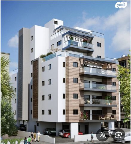 דירה, מנחם רצון, מחנה יהודה, פתח תקווה