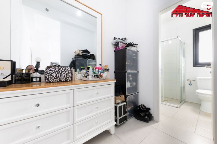 דירה, שולמית אלוני, נחלת יהודה, ראשון לציון