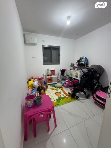 דירה, כרמי הנדיב, אחוזת רוטנר, קרית מלאכי